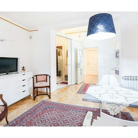 Apartments And Rooms Fonty Сараево Екстериор снимка